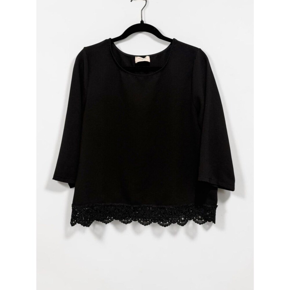 Everly Black 3/4 Sleeve Top Lace Hem Blouse Size Large